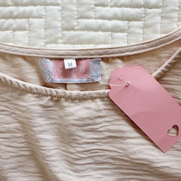 NWT C+D+M Collection 3/4 Sleeve Summer Top Loose Fit Beige Size Medium - Picture 3 of 6